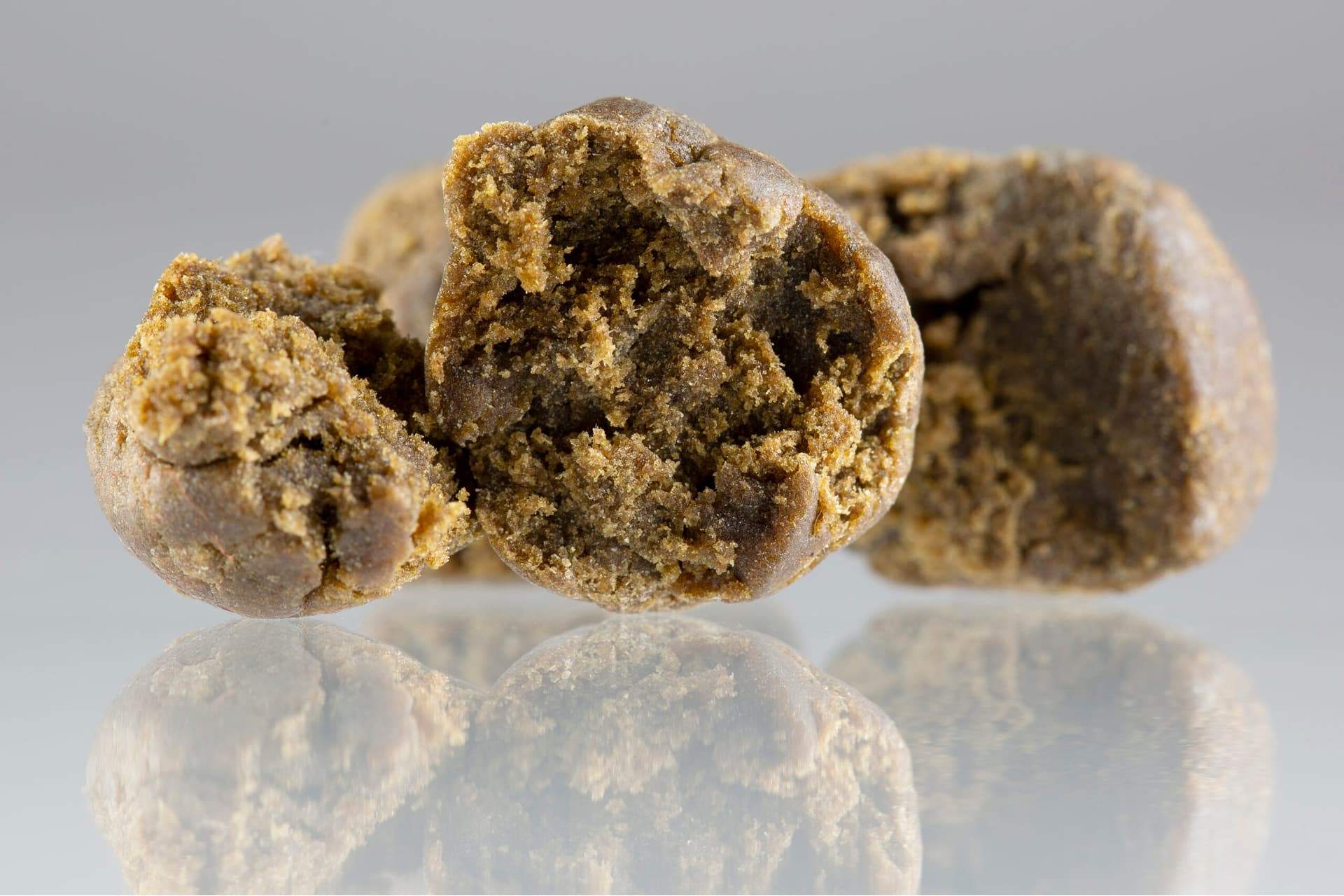 Hash Sieb Moments – Discover Premium E-Liquids, Vape Kits, Gummies & Accessories at Our Europe THC Vape Shop