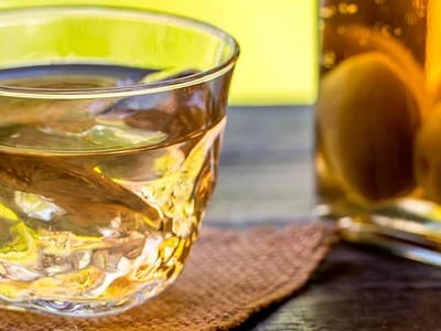 Perfekte Geschenkidee steht für feinste Spirituosen und exzellente Brennkunst