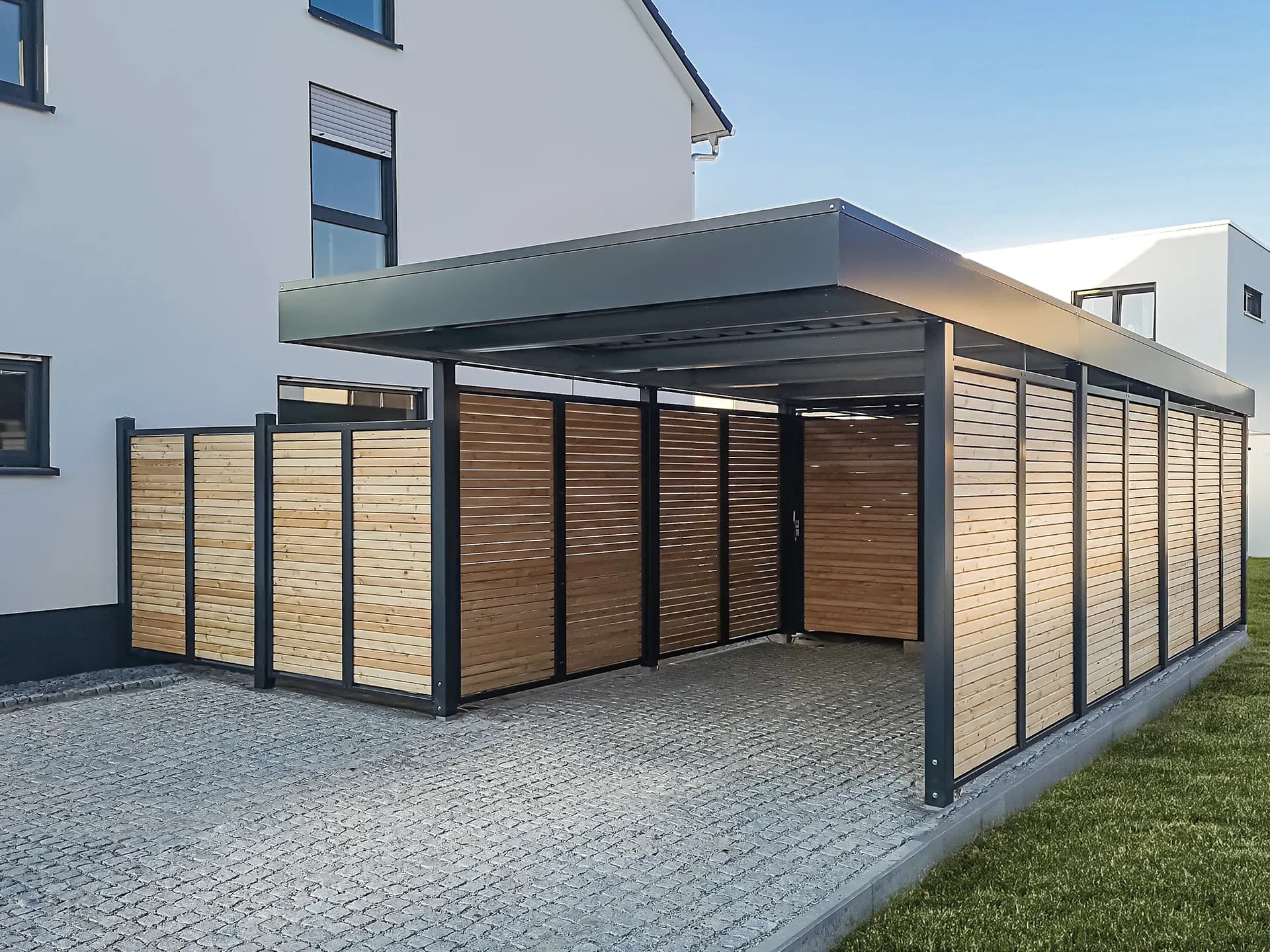 Carport Metall modern gestalten – Tipps für zeitlose Eleganz
