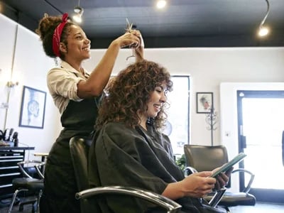 Große Auswahl an Wellness & Spa Einrichtung für Friseure und Kosmetiksalons