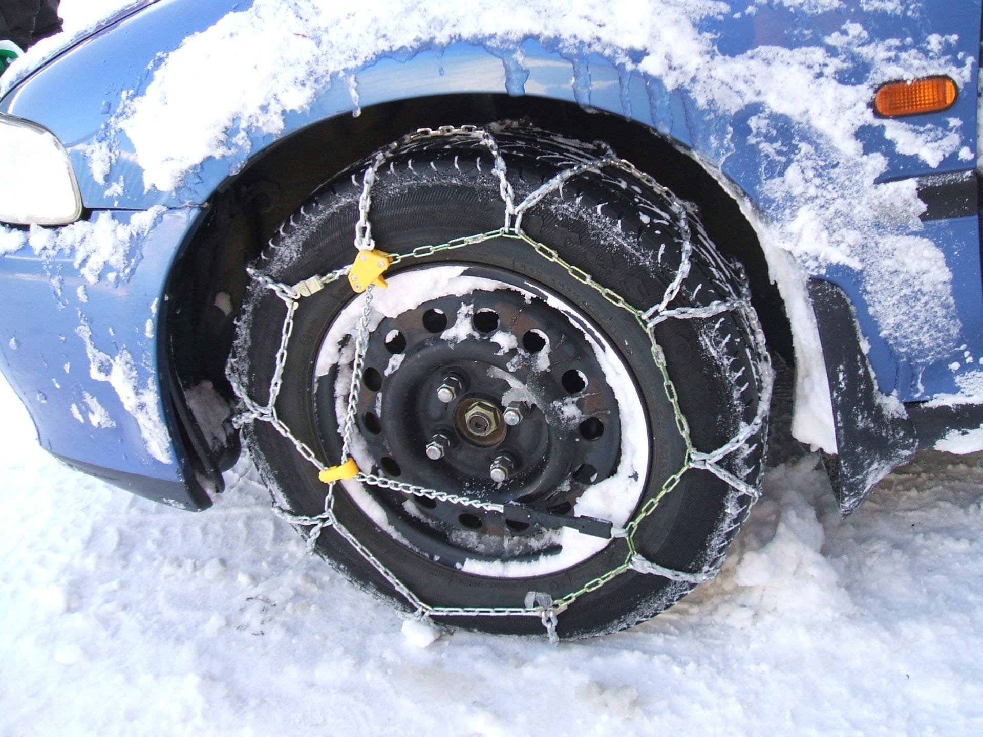 Wie wählt man die richtigen Schneeketten aus?