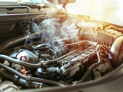 Motorschaden Ankauf in Köln, Bonn & NRW – Auto mit Motorschaden schnell und fair verkaufen