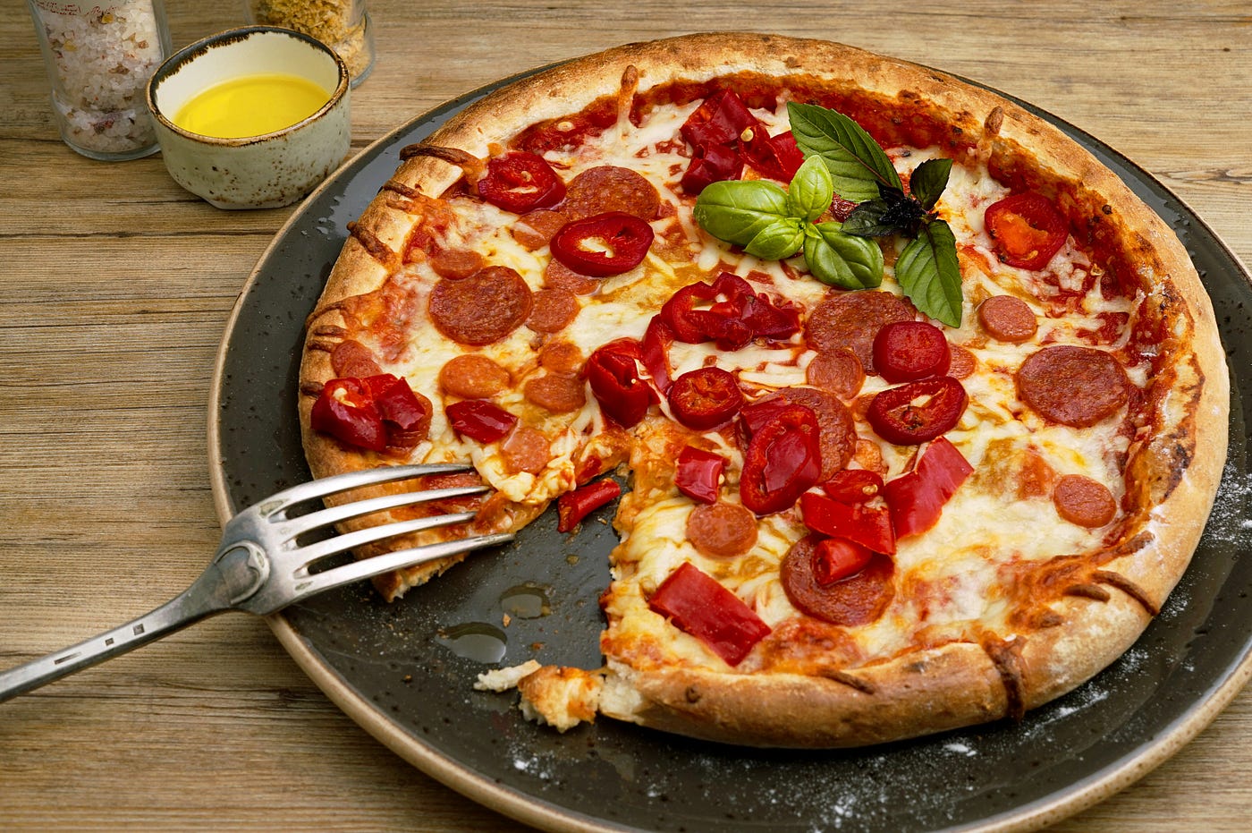 Pizzeria Sinn – Handwerkskunst & Leidenschaft: Warum Pizzanap für echte Pizza-Perfektion steht