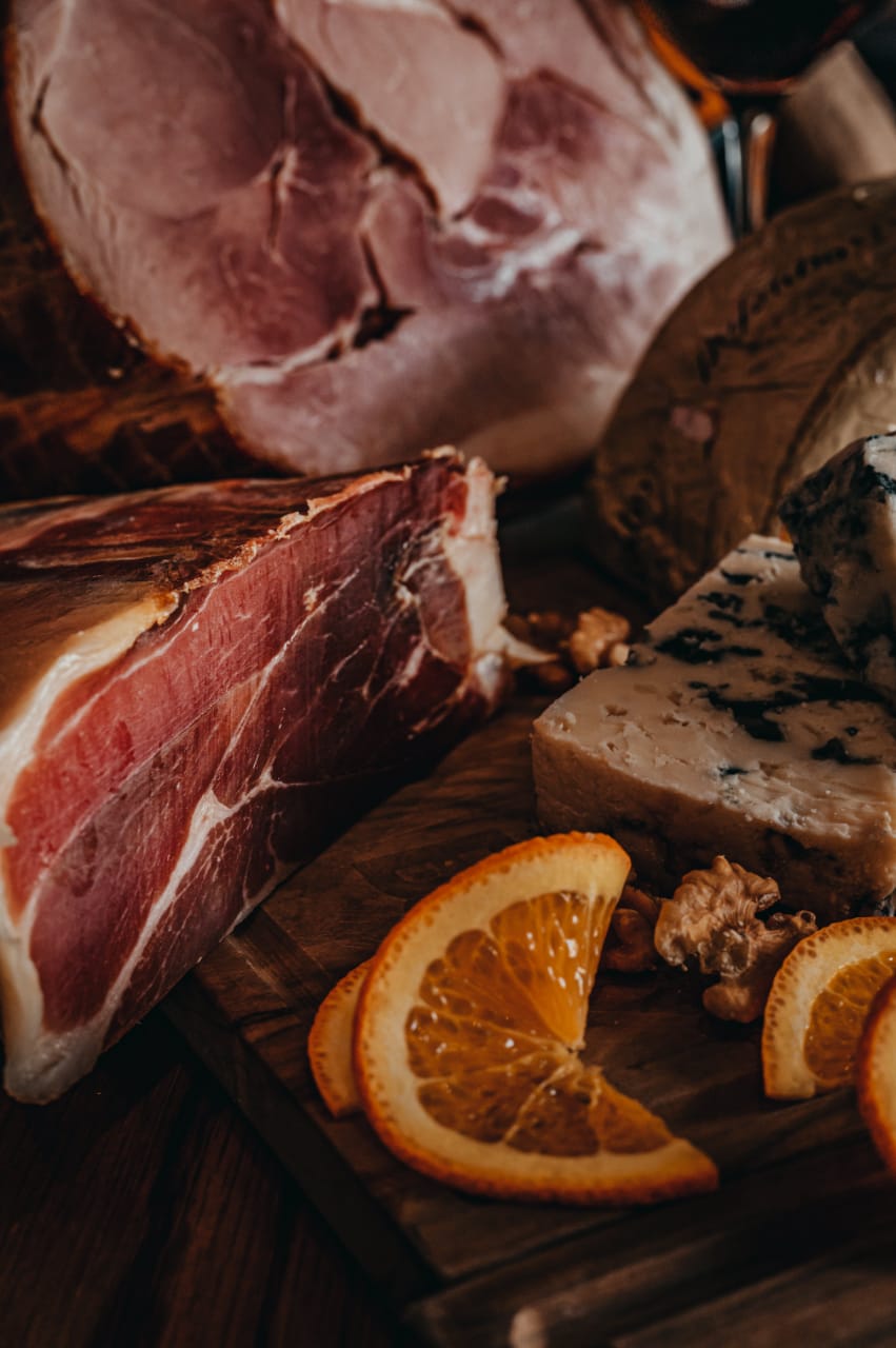 Wo kann man qualitativ hochwertigen iberico Schinken in Deutschland kaufens