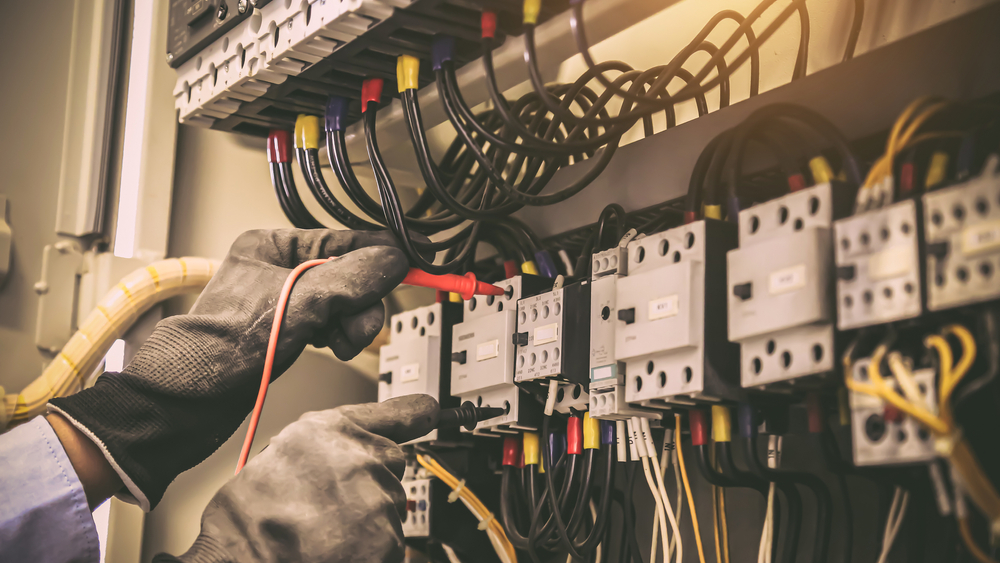 Schritt-für-Schritt-Anleitung zur Prüfung ortsfester elektrischer Anlagen