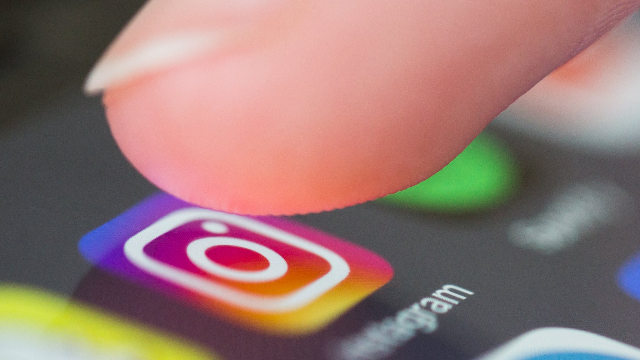 Transform Ordinary Posts into Viral Hits with ViralScope